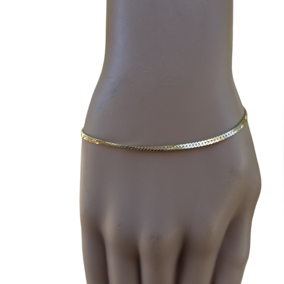 GOLDPLATED LADIES HERRINGBONE CHAIN TENNIS BRACELET - Picture 1 of 5